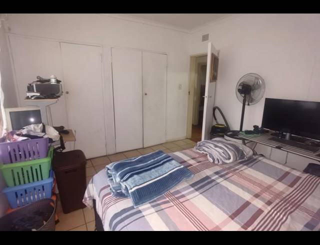 5 BEDROOM HOUSE FOR SALE IN STRUBENVALE